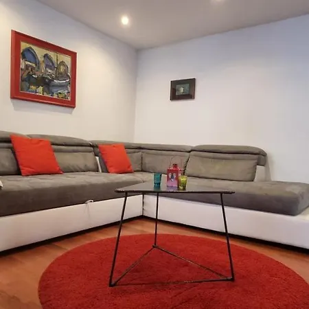 Joivy Studio Near Porta Romana شقة